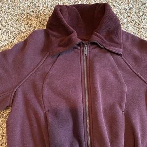 lululemon Maroon Fleece Crop Zip up Size 6